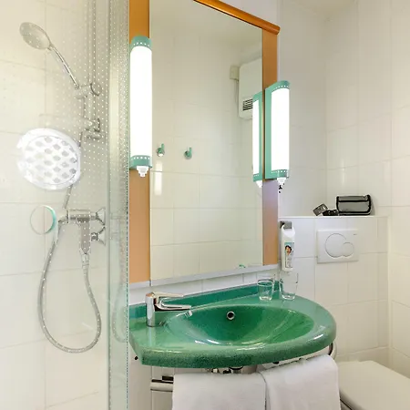 Szálloda Hbf-sued Bochum