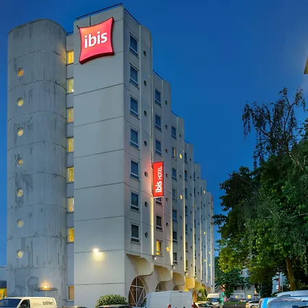 Hbf-sued 酒店 3*