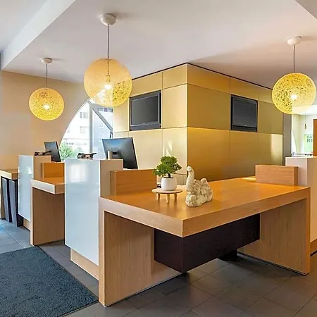 Hotel Hbf-sued 3*