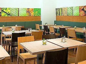 إيبيس بوشوم زنتروم بوخوم